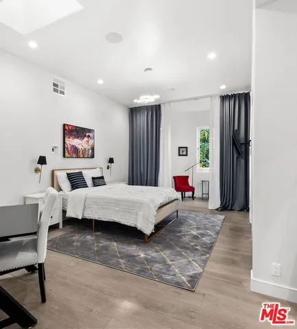 $23,950 | 1368 Vireo Drive, Los Angeles, CA 90069