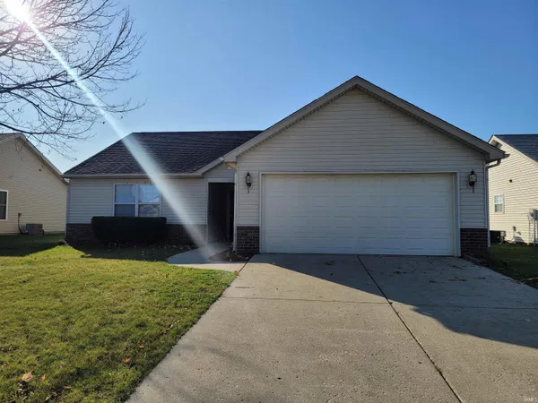 $1,595 | 1323 Shining Armor Lane, West Lafayette, IN 47906