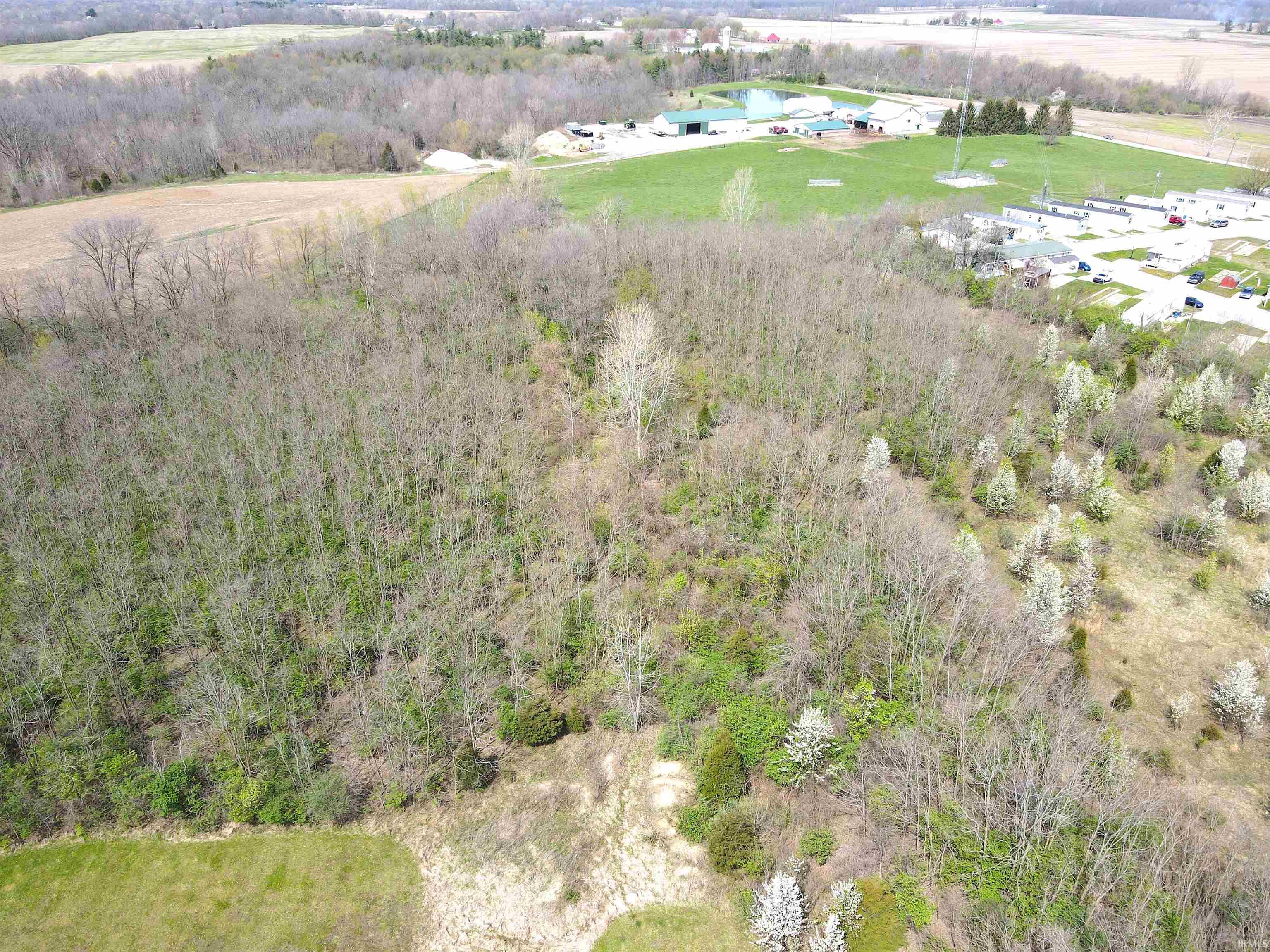 1932 Hawk Spring Hill Huntington, IN 46750 - Photo 12 of 30 Gallery Image 12