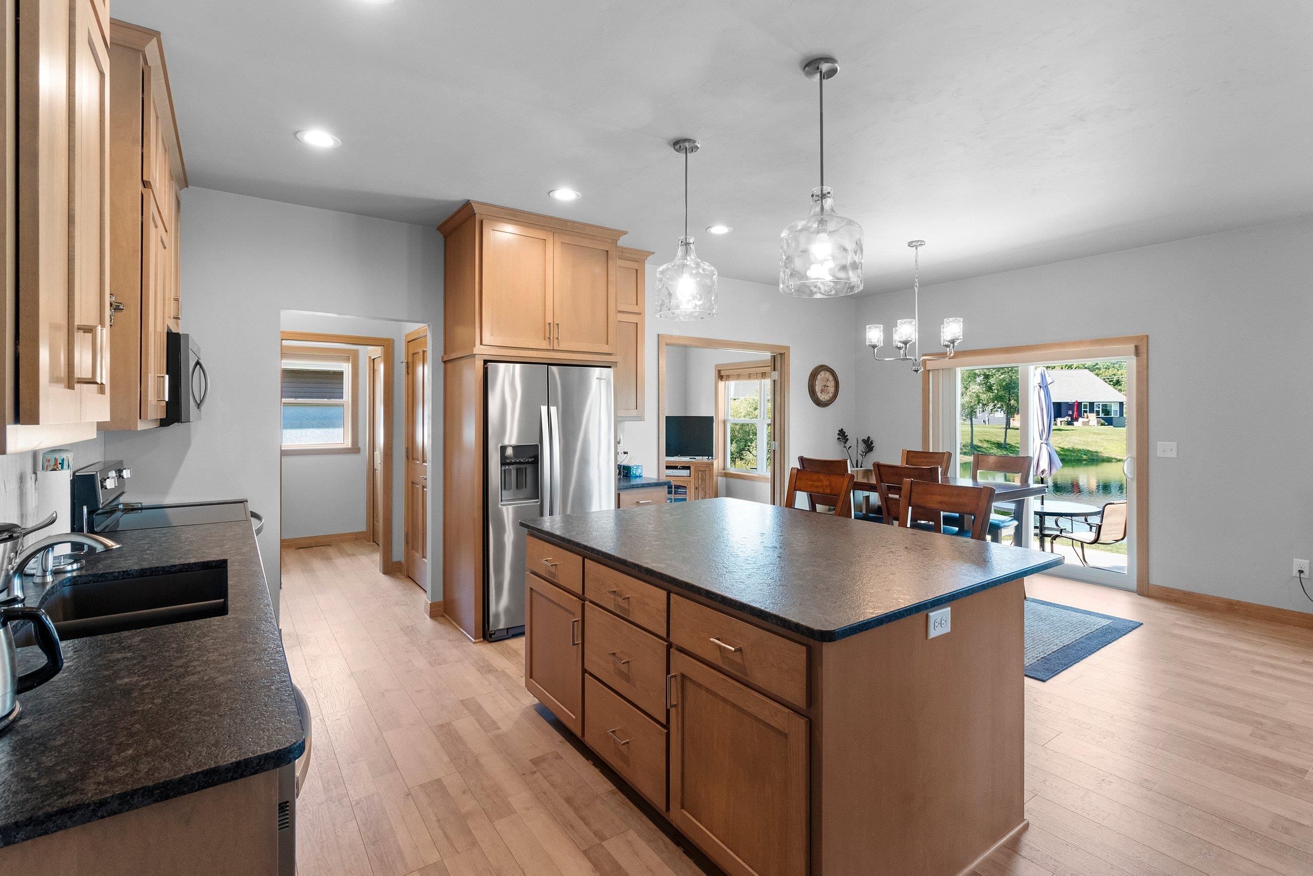 5042 North Milkweed Trail Appleton, WI 54913 - Photo 3 of 49