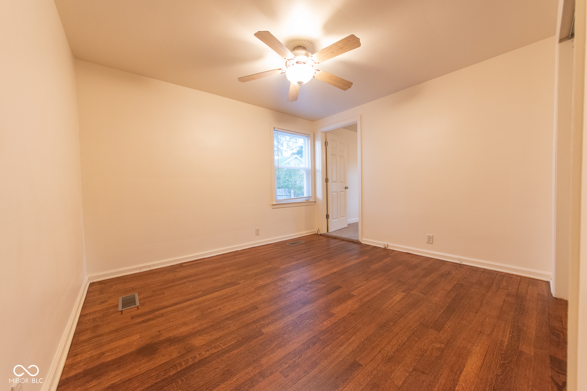 3022 North Marr Road Columbus, IN 47203 - Photo 11 of 27 Gallery Image 11