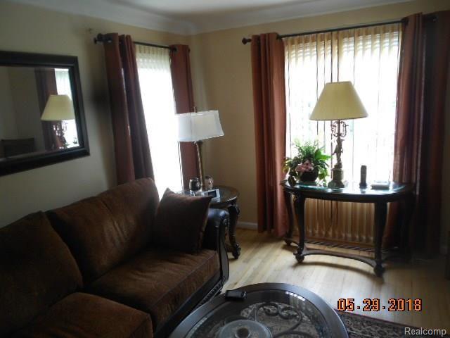 17160 Sunderland Road Detroit, MI 48219 - Photo 21 of 25 DSCN9338.JPG