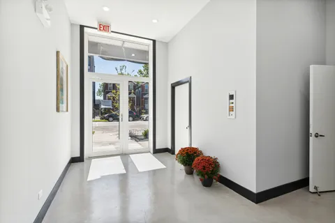 $445,000 | 2342 West Adams Street, Unit 406, Chicago, IL 60612