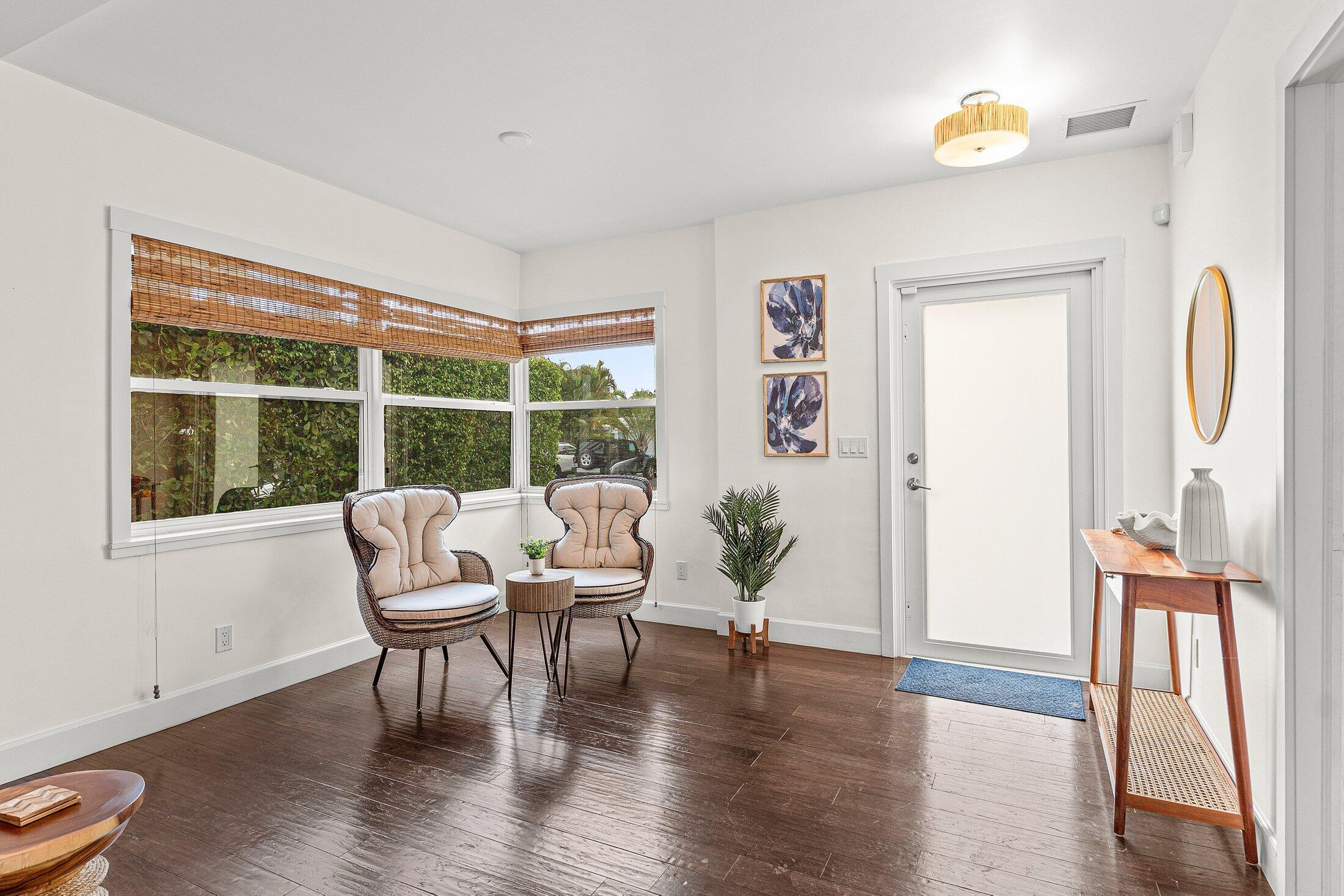 414 Northeast 7th Avenue Delray Beach, FL 33483 - Photo 10 of 29 a living room with furniture and a window