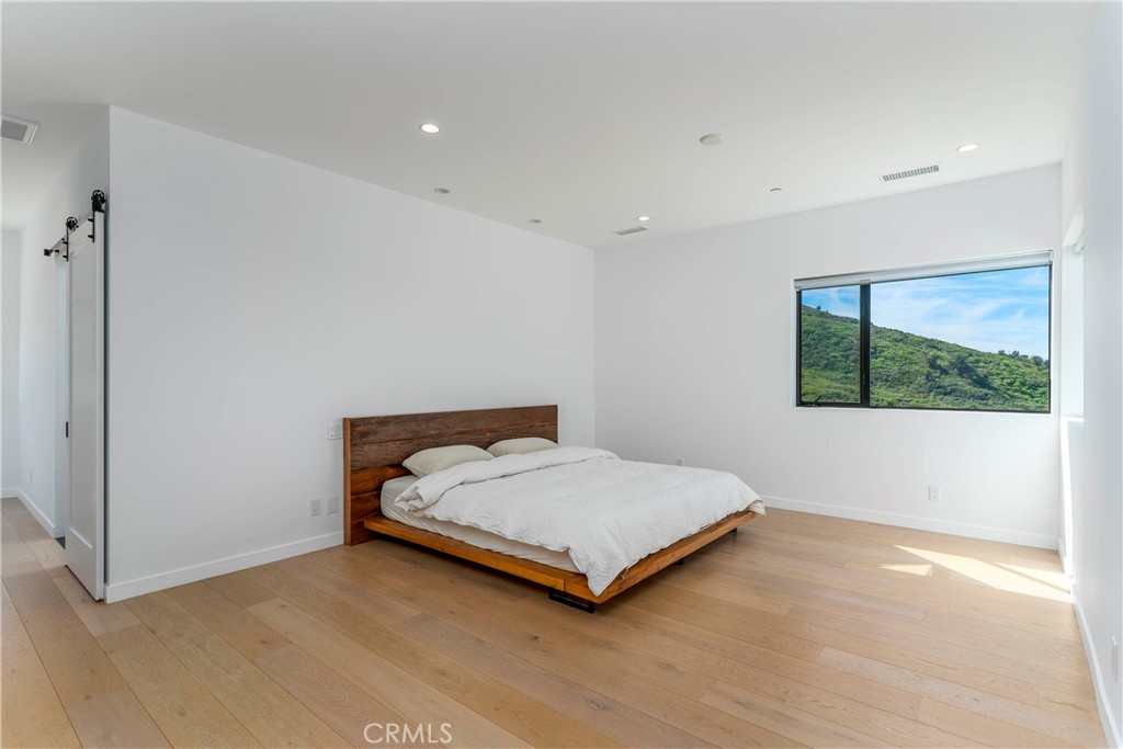 717 Latigo Canyon Road Malibu, CA 90265 - Photo 17 of 42