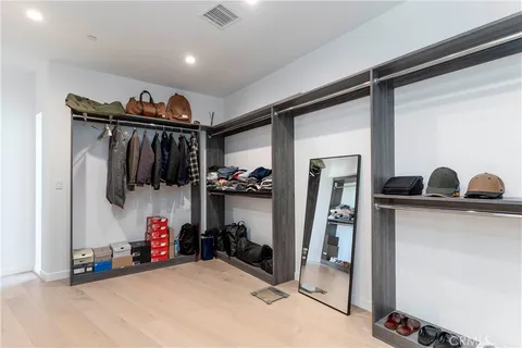 $3,295,000 | 717 Latigo Canyon Road, Malibu, CA 90265