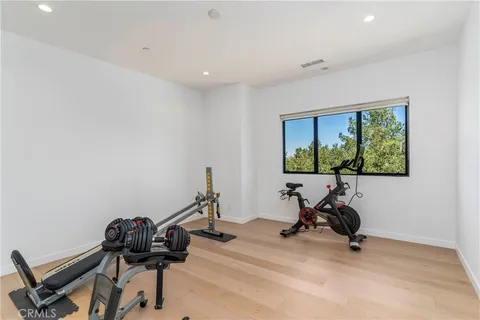 $3,295,000 | 717 Latigo Canyon Road, Malibu, CA 90265