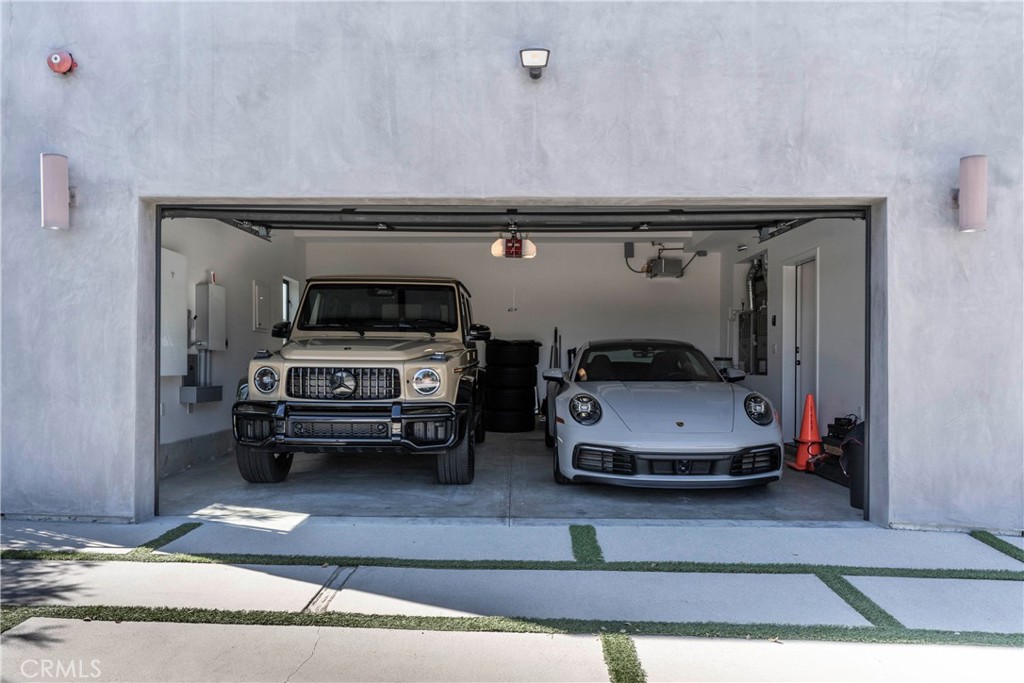 717 Latigo Canyon Road Malibu, CA 90265 - Photo 40 of 42