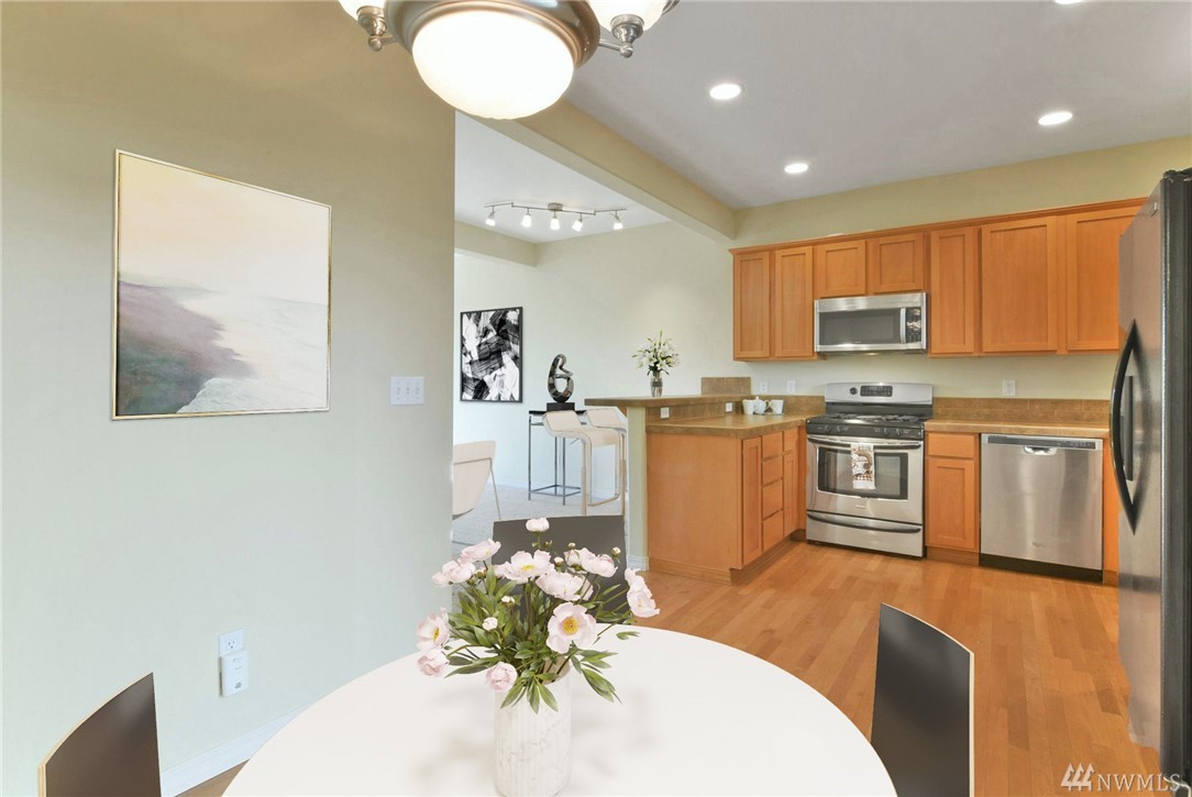 24061 40th Lane Southeast Bothell, WA 98021 - Photo 11 of 23