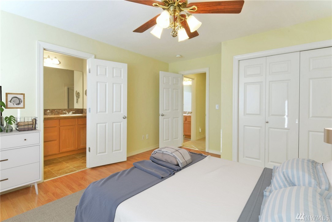 24061 40th Lane Southeast Bothell, WA 98021 - Photo 14 of 23