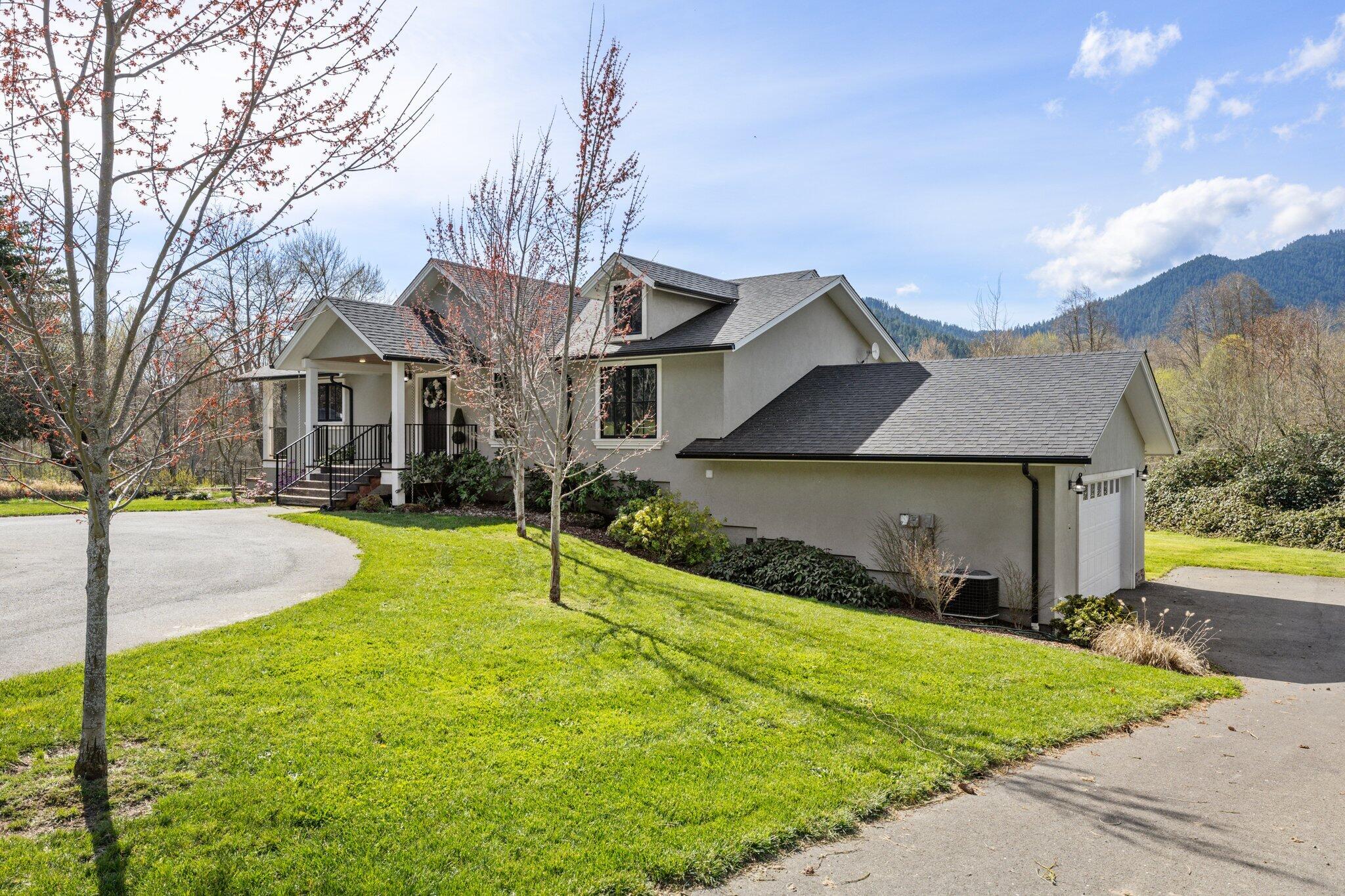 10999 North Applegate Road Grants Pass, OR 97527 - Photo 8 of 96 15-web-or-mls-_D9A2057