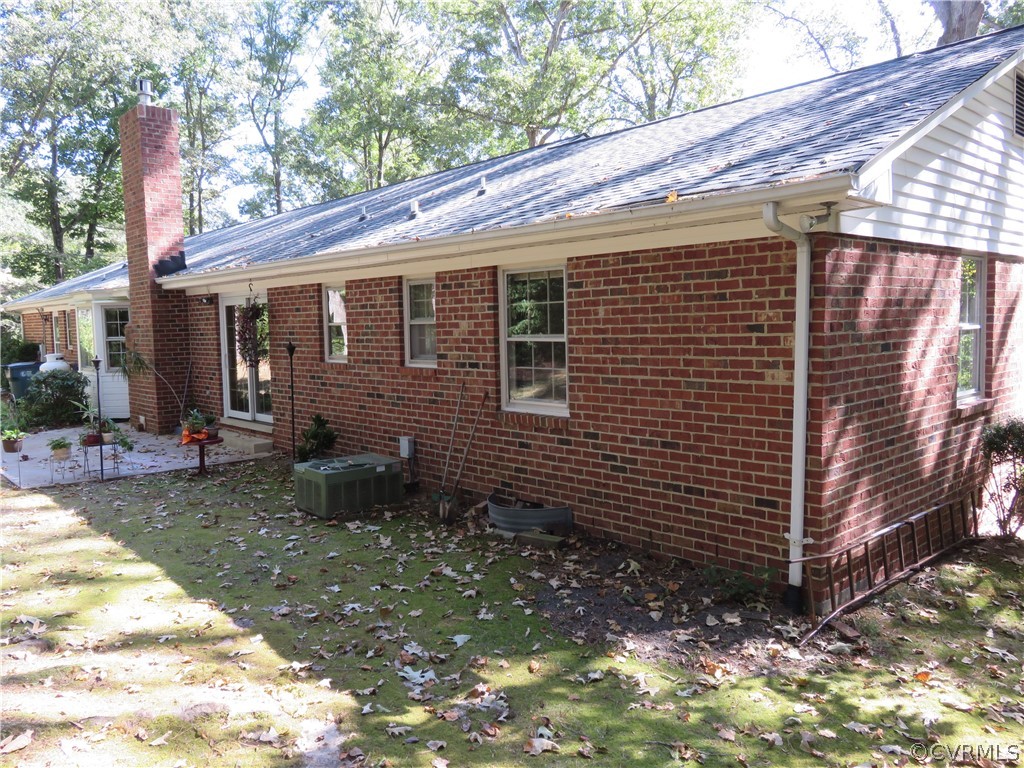 1206 Hatteras Road Sandston, VA 23150 - Photo 14 of 49 Gallery Image 14