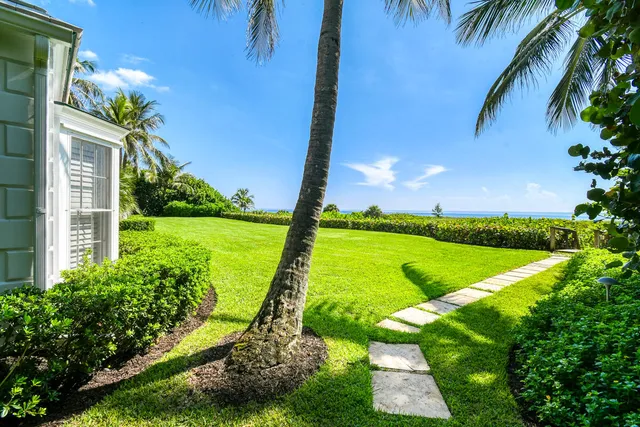 $23,900,000 | 485 South Beach Road, Jupiter Island, FL 33455