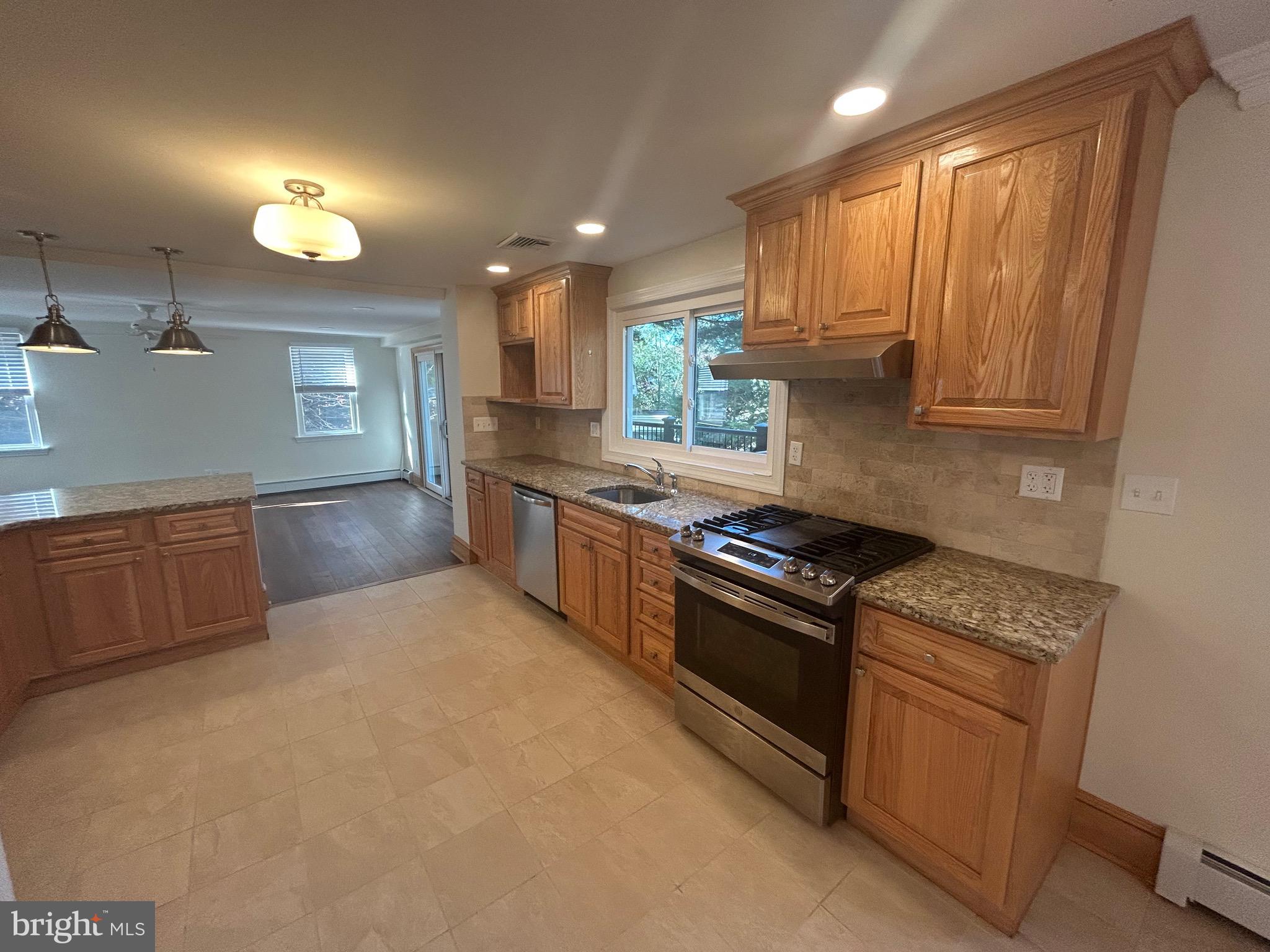 712 Arlington Road Narberth, PA 19072 - Photo 13 of 46