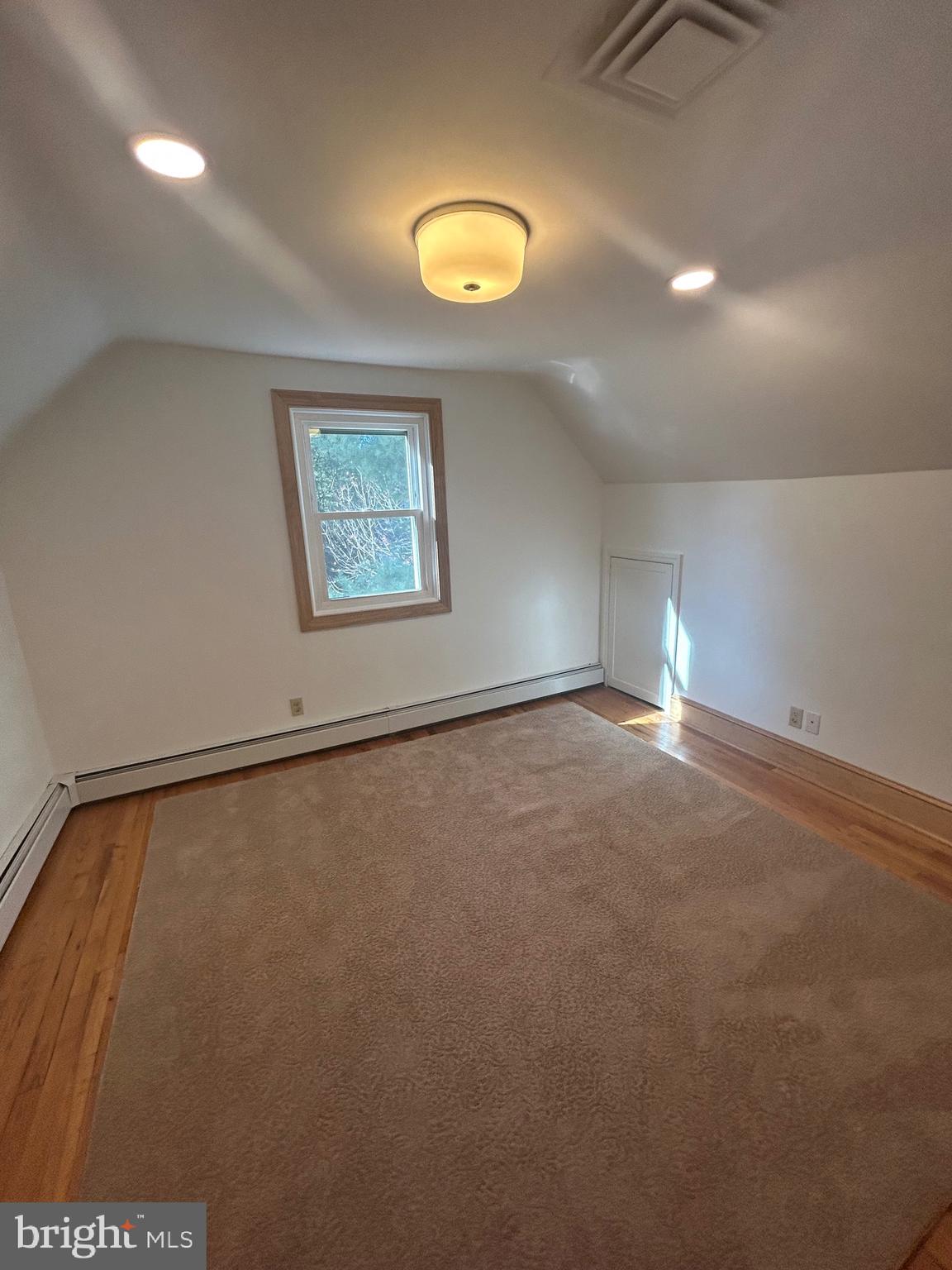 712 Arlington Road Narberth, PA 19072 - Photo 33 of 46 Third Bedroom with private bath