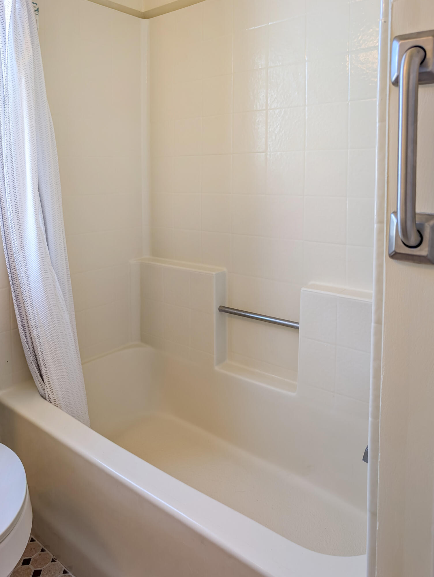 70200 Dillon Road, Unit 110 Desert Hot Springs, CA 92241 - Photo 14 of 30 110-18a