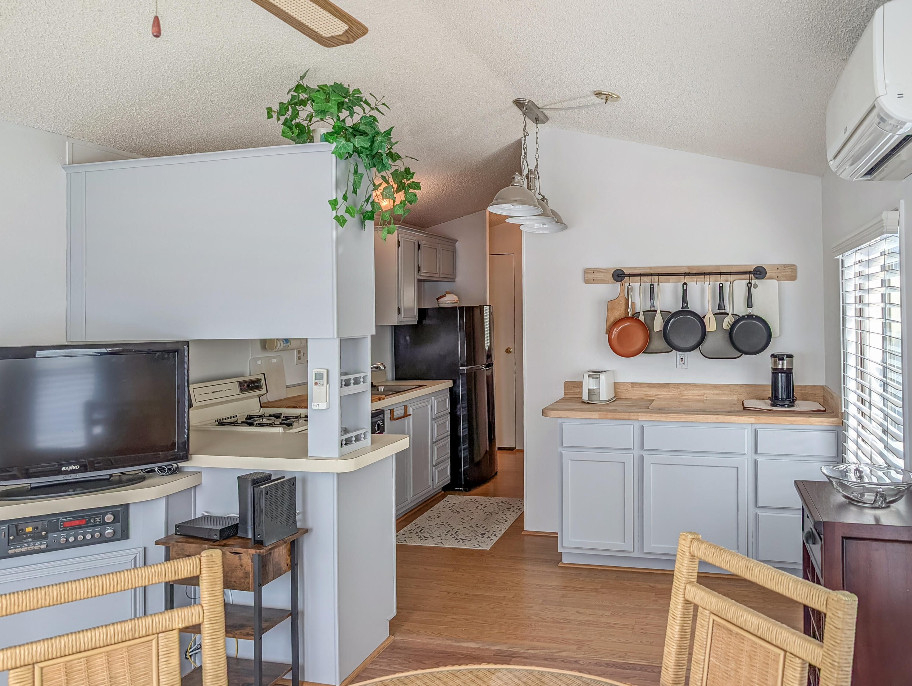 70200 Dillon Road, Unit 110 Desert Hot Springs, CA 92241 - Photo 7 of 30 110-11