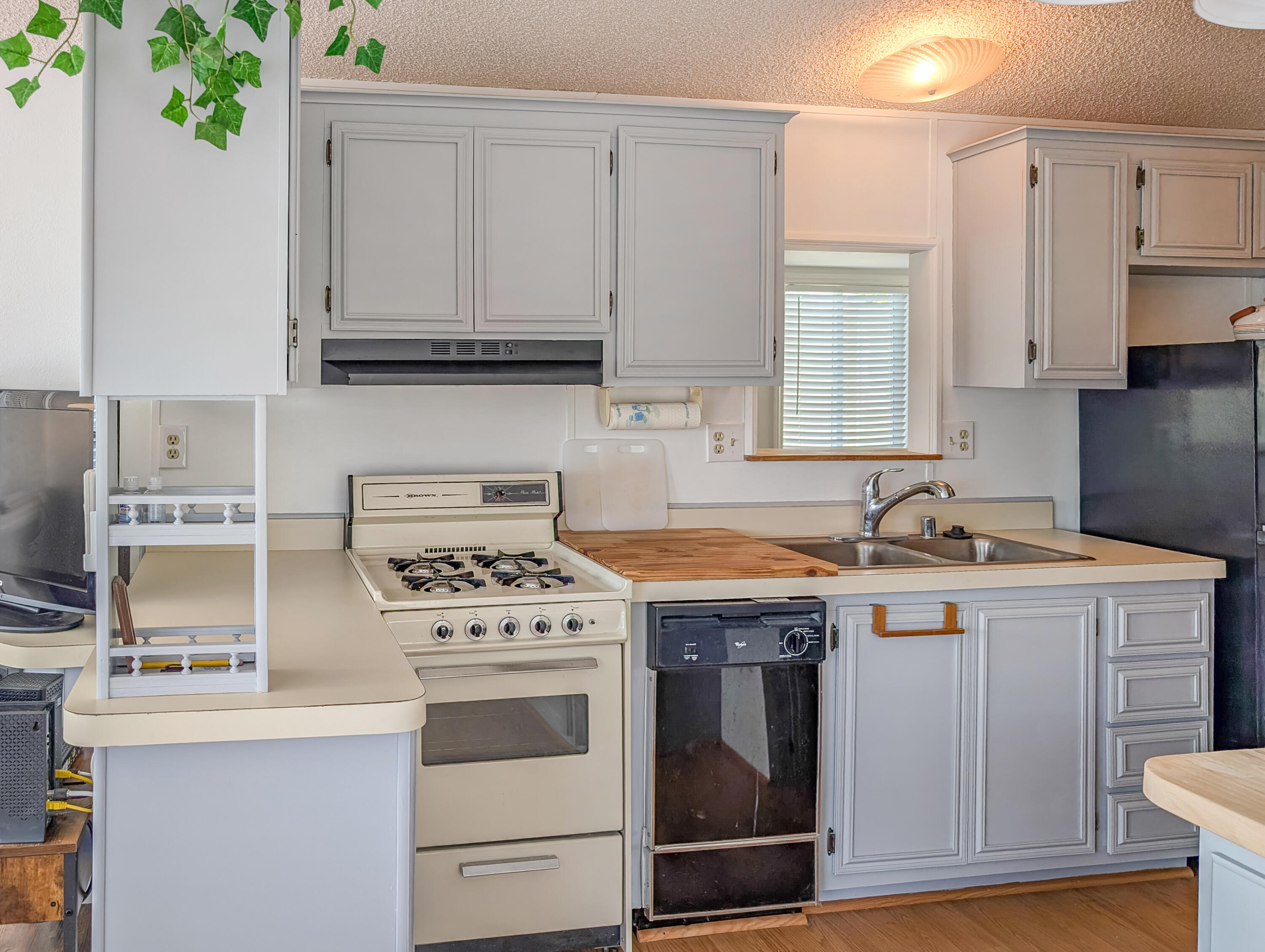 70200 Dillon Road, Unit 110 Desert Hot Springs, CA 92241 - Photo 10 of 30 110-6