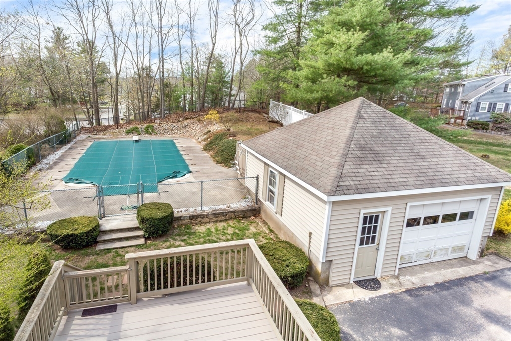 32 Farrington Street Franklin, MA 02038 - Photo 2 of 42