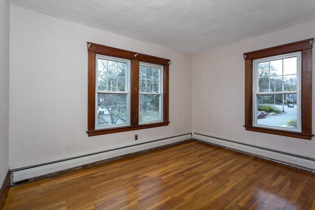 32 Farrington Street Franklin, MA 02038 - Photo 21 of 42