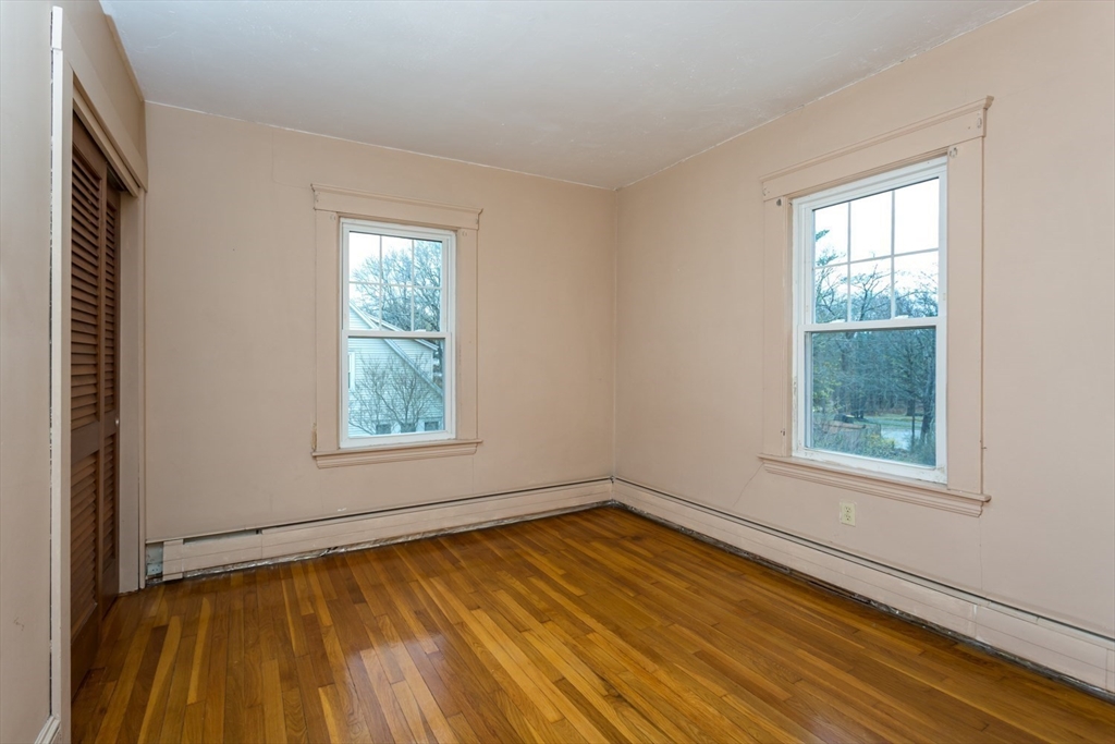 32 Farrington Street Franklin, MA 02038 - Photo 23 of 42