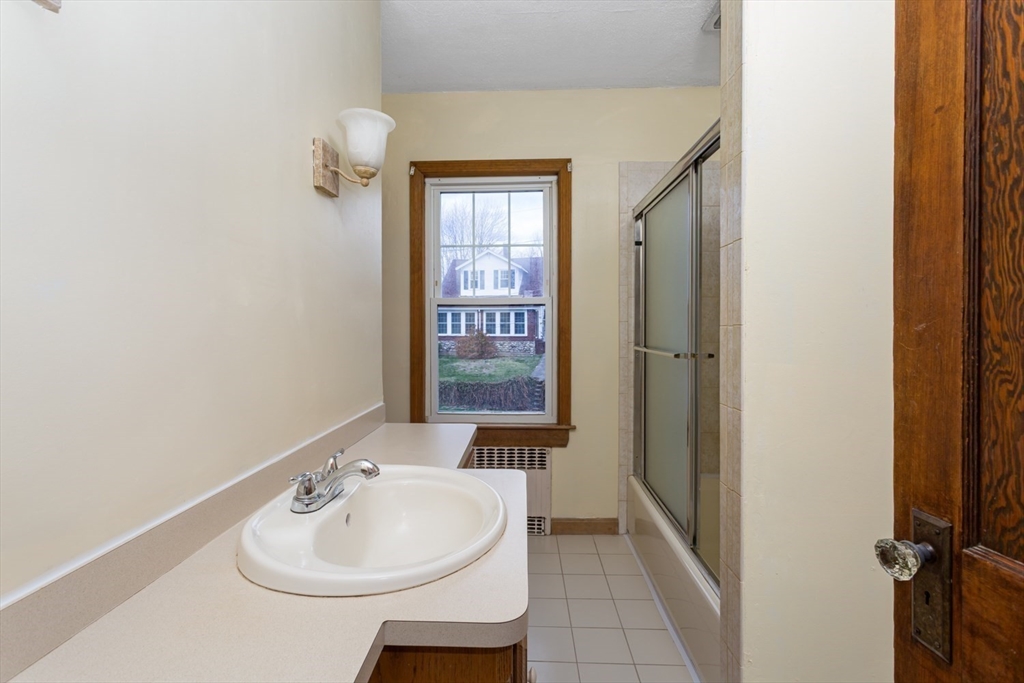 32 Farrington Street Franklin, MA 02038 - Photo 26 of 42