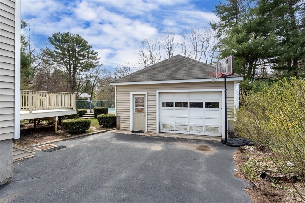 32 Farrington Street Franklin, MA 02038 - Photo 38 of 42