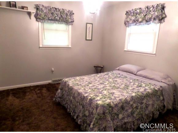 4093 Goose Creek Road Marion, NC 28752 - Photo 16 of 24 Gallery Image 16
