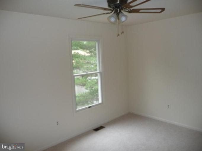 18 Middlebridge Court Silver Spring, MD 20906 - Photo 14 of 23 Bedroom #1