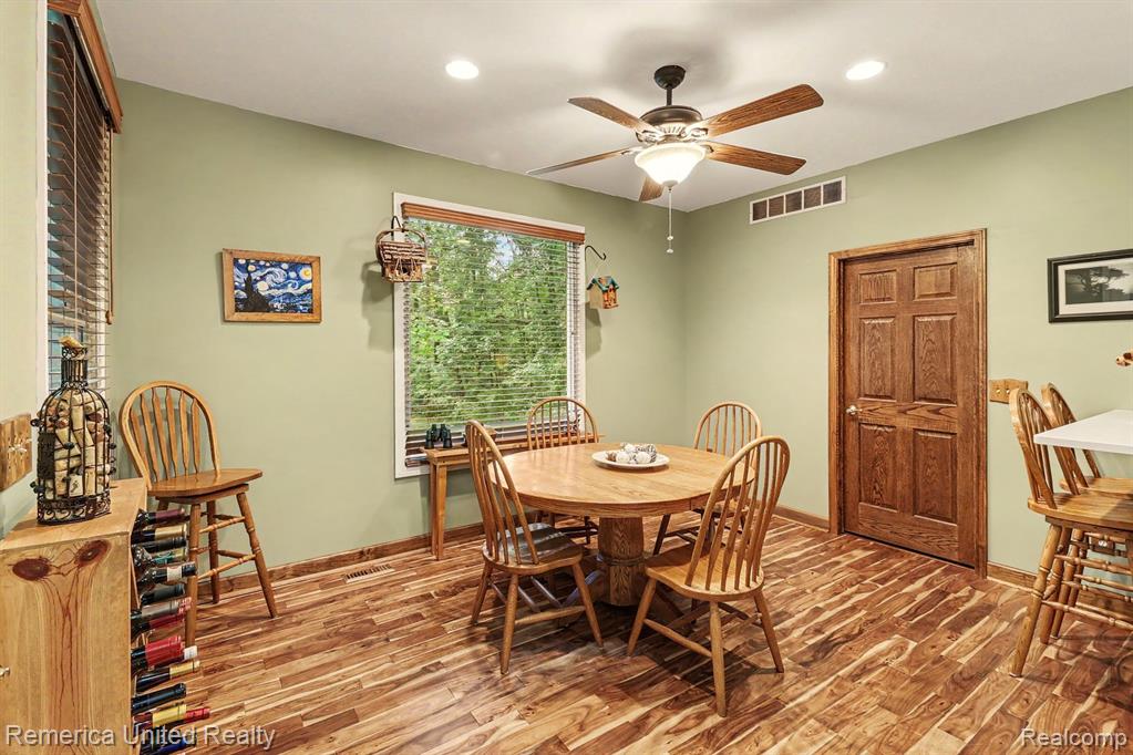 20962 Wasson Road Gregory, MI 48137 - Photo 8 of 39 Gallery Image 8