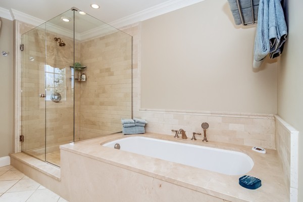 27 Colonial Road Milton, MA 02186 - Photo 16 of 24 Gallery Image 16