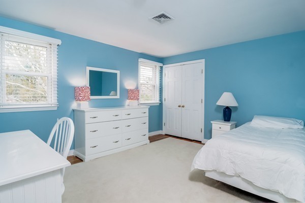 27 Colonial Road Milton, MA 02186 - Photo 18 of 24 Gallery Image 18
