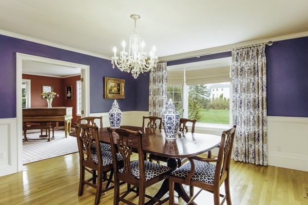 27 Colonial Road Milton, MA 02186 - Photo 3 of 24 Gallery Image 3