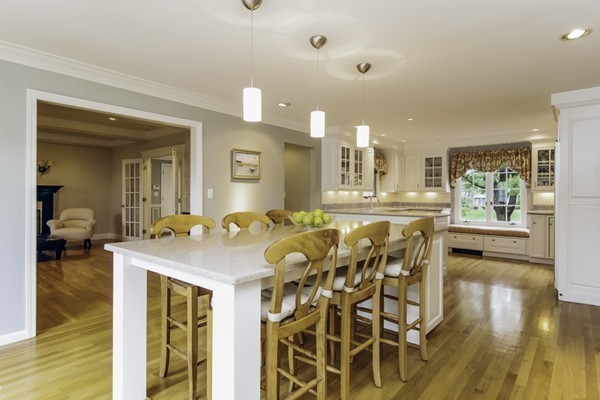 27 Colonial Road Milton, MA 02186 - Photo 9 of 24 Gallery Image 9