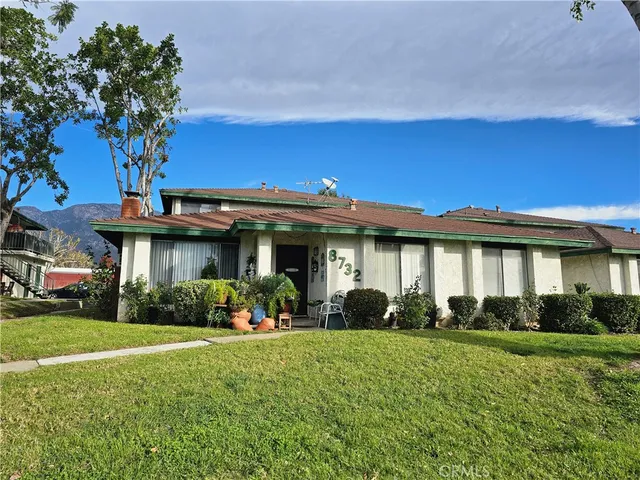 $2,000 | 8732 Lomita Drive, Unit C, Rancho Cucamonga, CA 91701