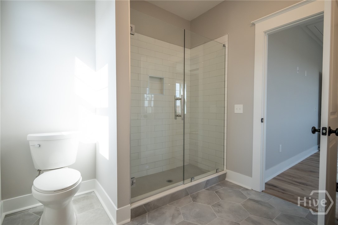 220 Highpointe Lane Athens, GA 30606 - Photo 29 of 48 Guest Bath 1