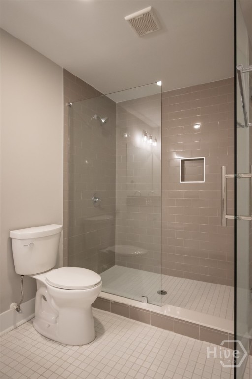 220 Highpointe Lane Athens, GA 30606 - Photo 33 of 48 Guest Bath 2