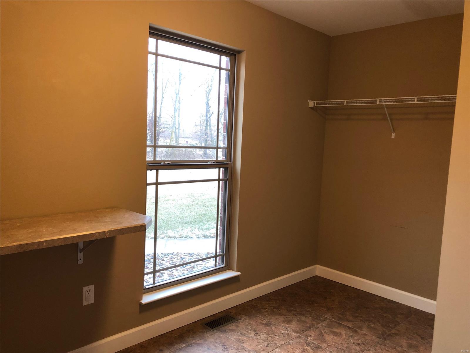 8984 East Kirsch Road Troy, IL 62294 - Photo 47 of 89