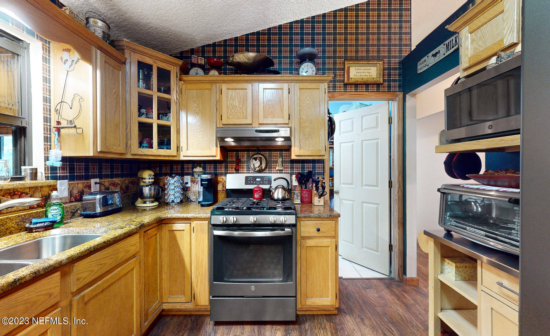1673 Long Horn Road Middleburg, FL 32068 - Photo 16 of 49 Kitchen a