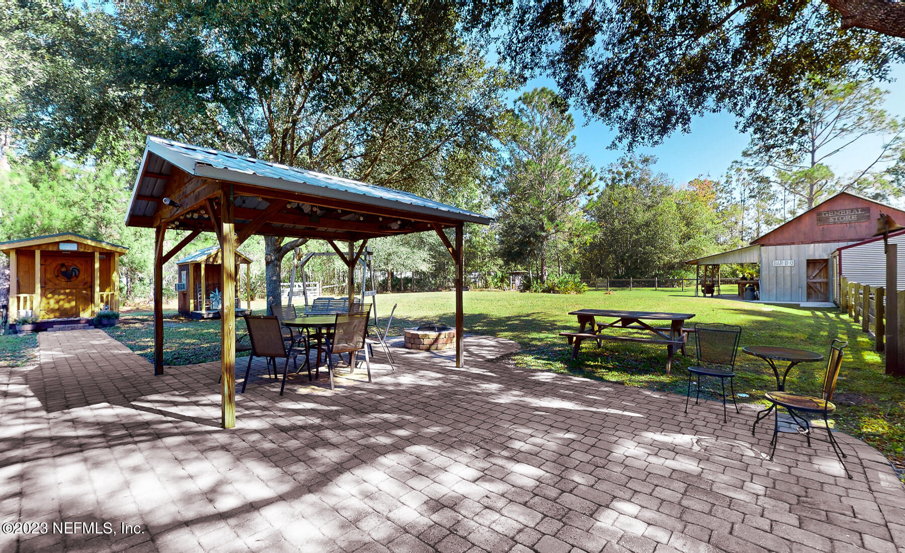 1673 Long Horn Road Middleburg, FL 32068 - Photo 9 of 49 Ext Firepit & Patio b