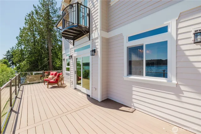 a view of a roof deck