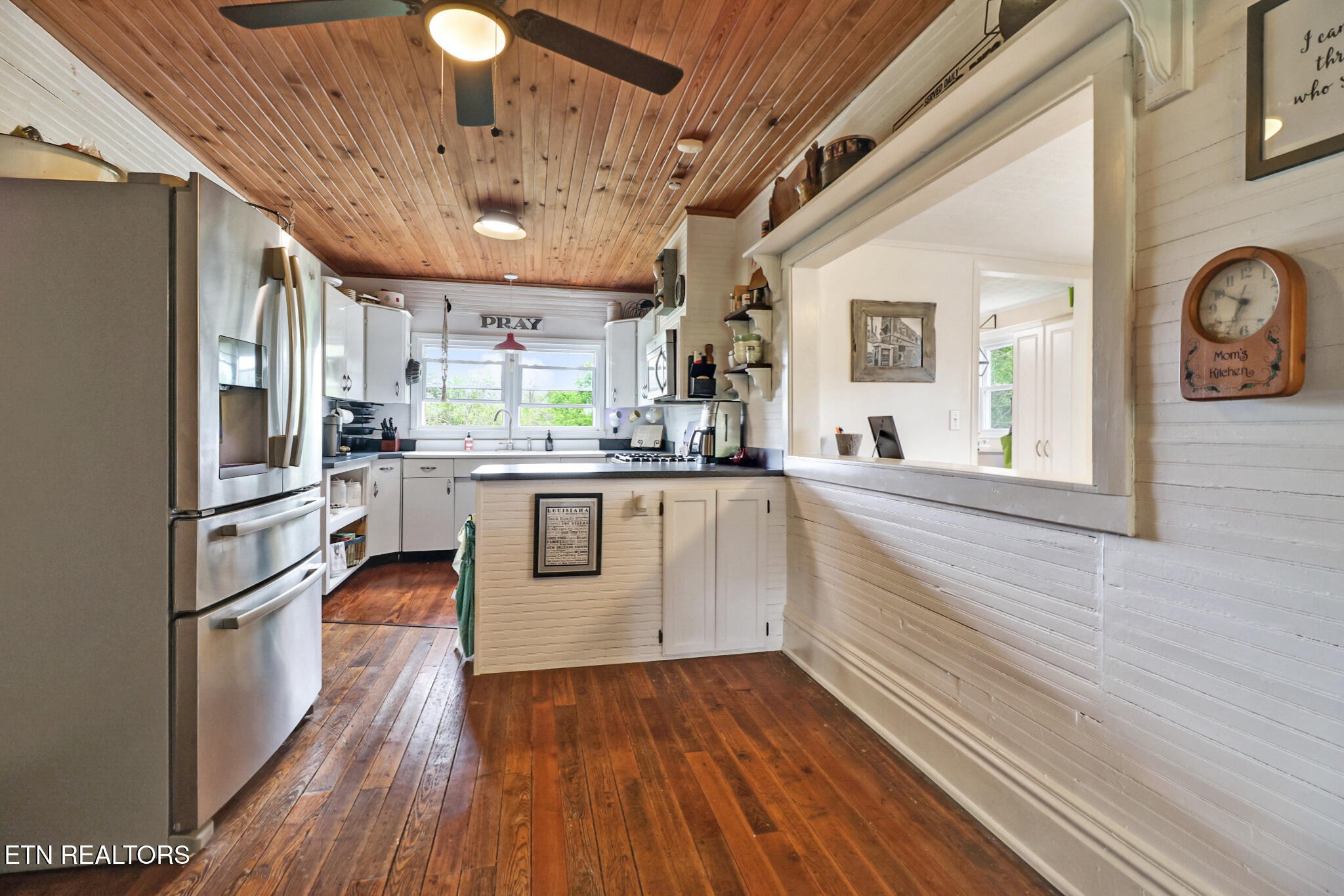 9988 Upper East Valley Road Pikeville, TN 37367 - Photo 13 of 56