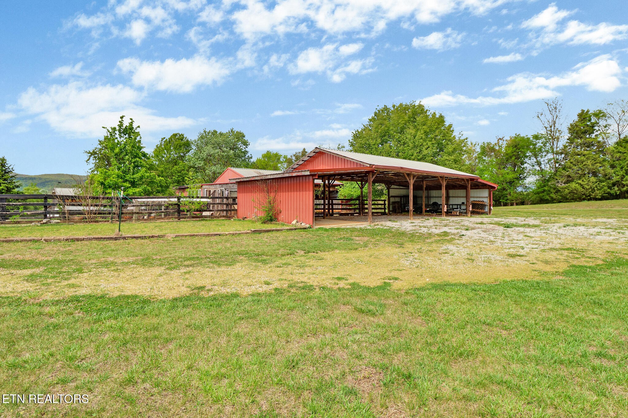 9988 Upper East Valley Road Pikeville, TN 37367 - Photo 24 of 56