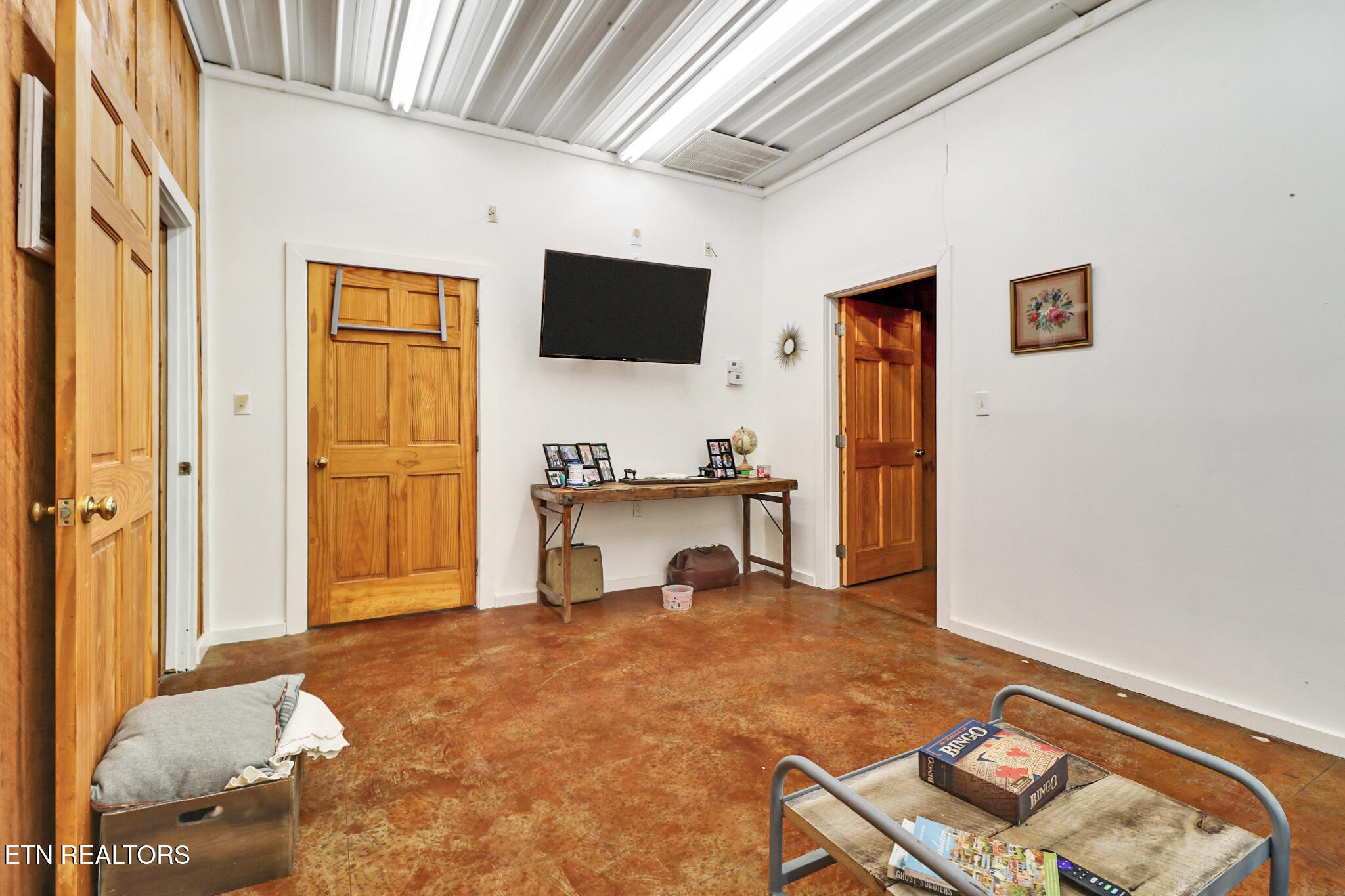 9988 Upper East Valley Road Pikeville, TN 37367 - Photo 34 of 56