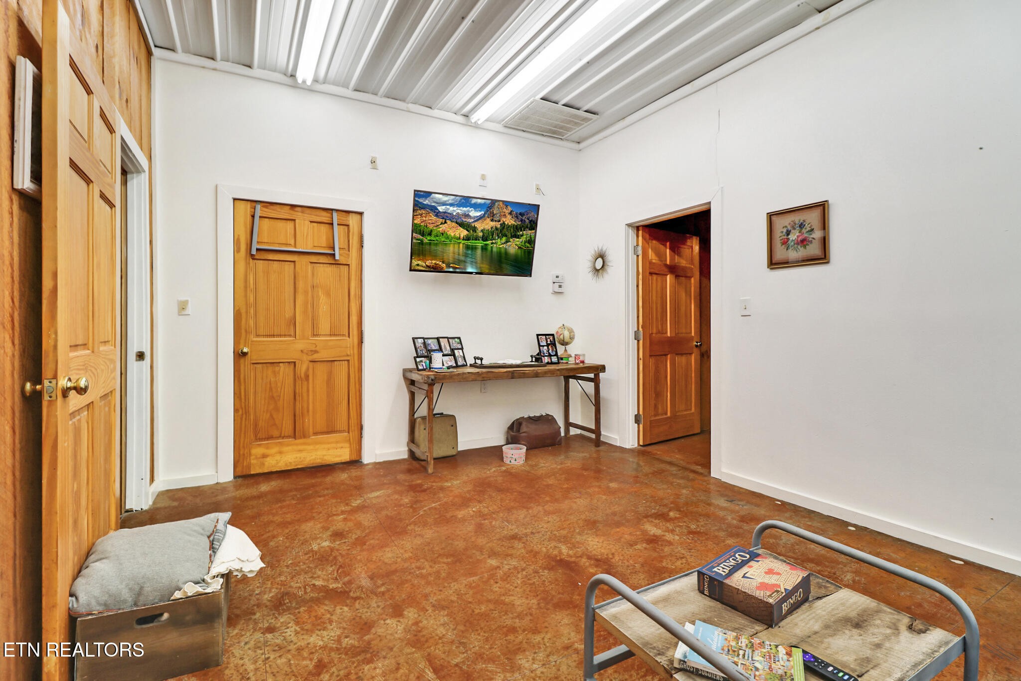 9988 Upper East Valley Road Pikeville, TN 37367 - Photo 35 of 56