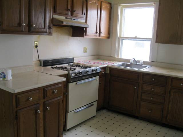 1859 Becker Street Schenectady, NY 12304 - Photo 5 of 11 Photo 5