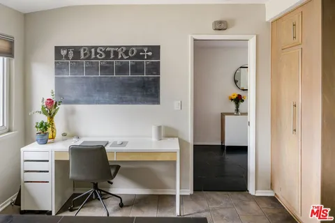 $1,749,000 | 4910 Abbeyville Avenue, Woodland Hills, CA 91364