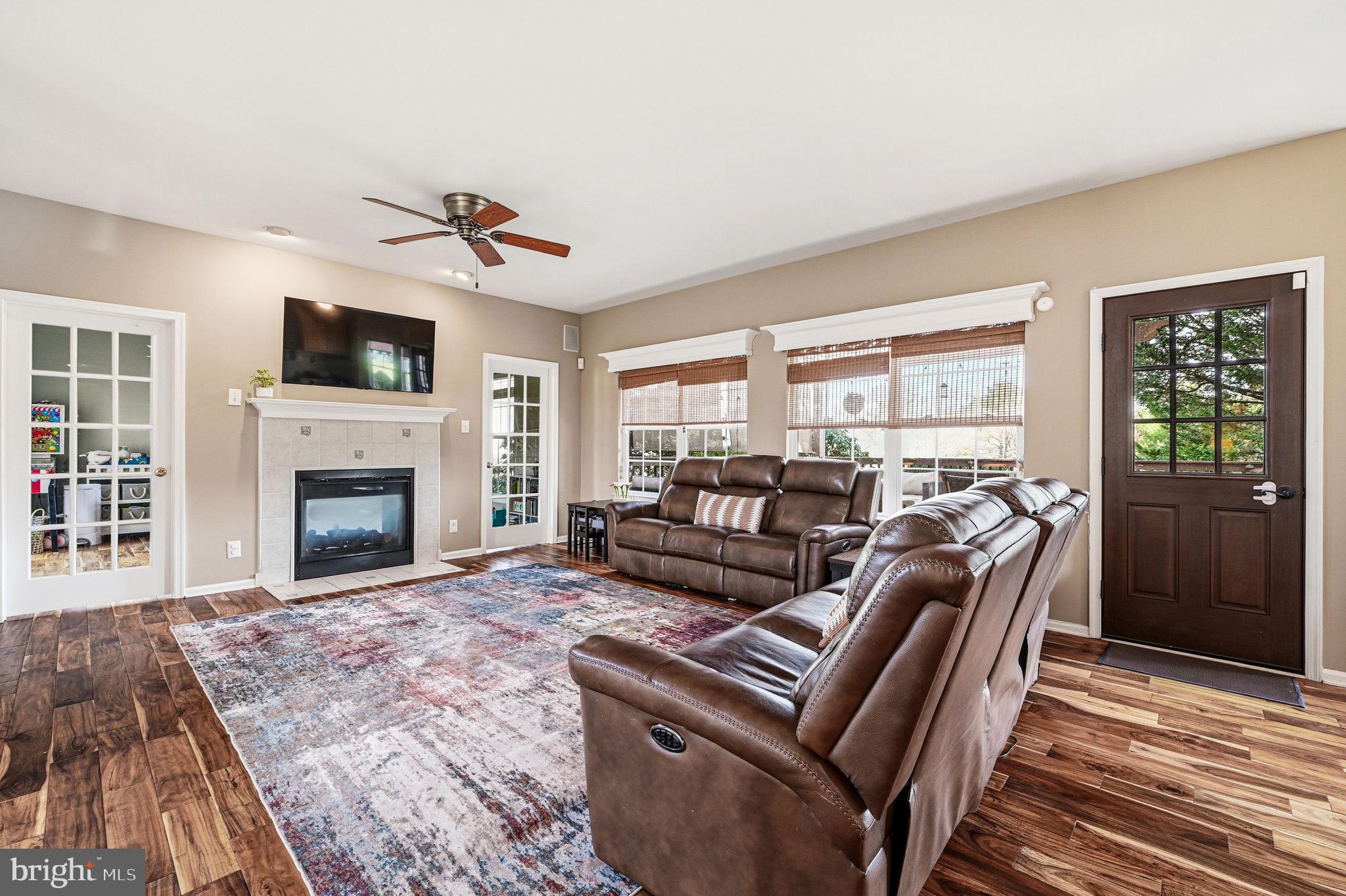 17 Polo Run Mickleton, NJ 08056 - Photo 22 of 66 Inviting living space with cozy charm.