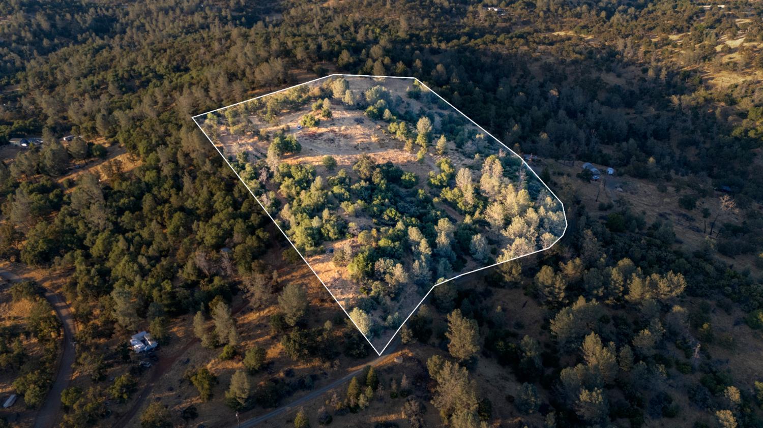 21088 Dalzell Road Smartsville, CA 95977 - Photo 36 of 36 a view of balcony