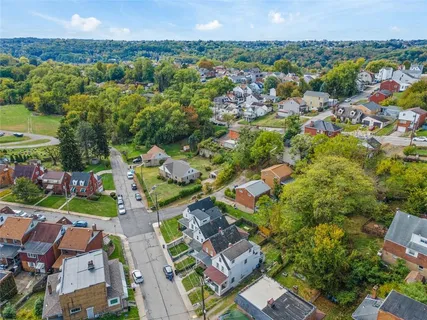 a picture of a bench in room